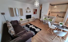 Sahara Sands Loft Private Parking